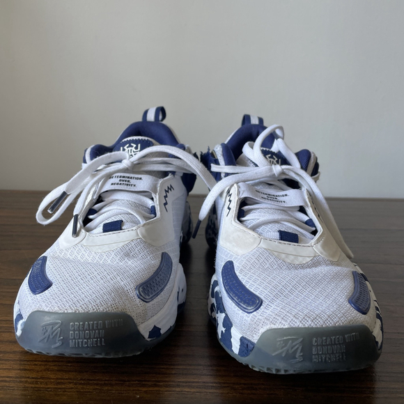Adidas, Men’s 7.5, D.O.N. Issue #3 Team Navy White Athletic Basketball Sneaker - Picture 2 of 14